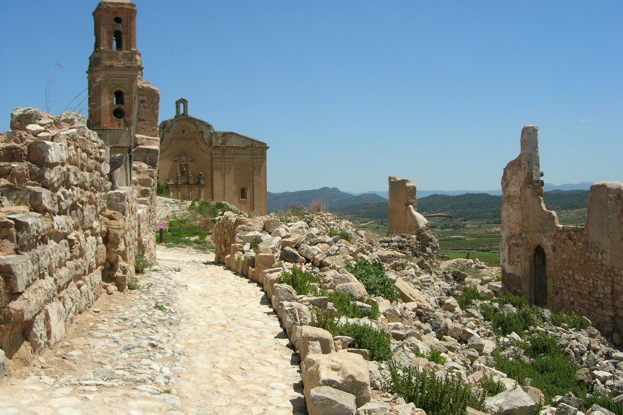 Ruined stone street leading toward the old Sant Pere church at Corbera d’Ebre
