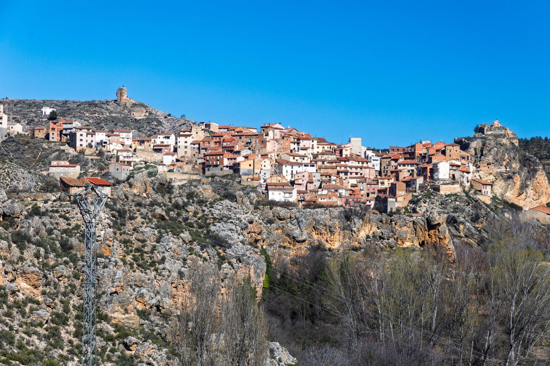 Mura Village Guide: A Quiet Stone-House Escape