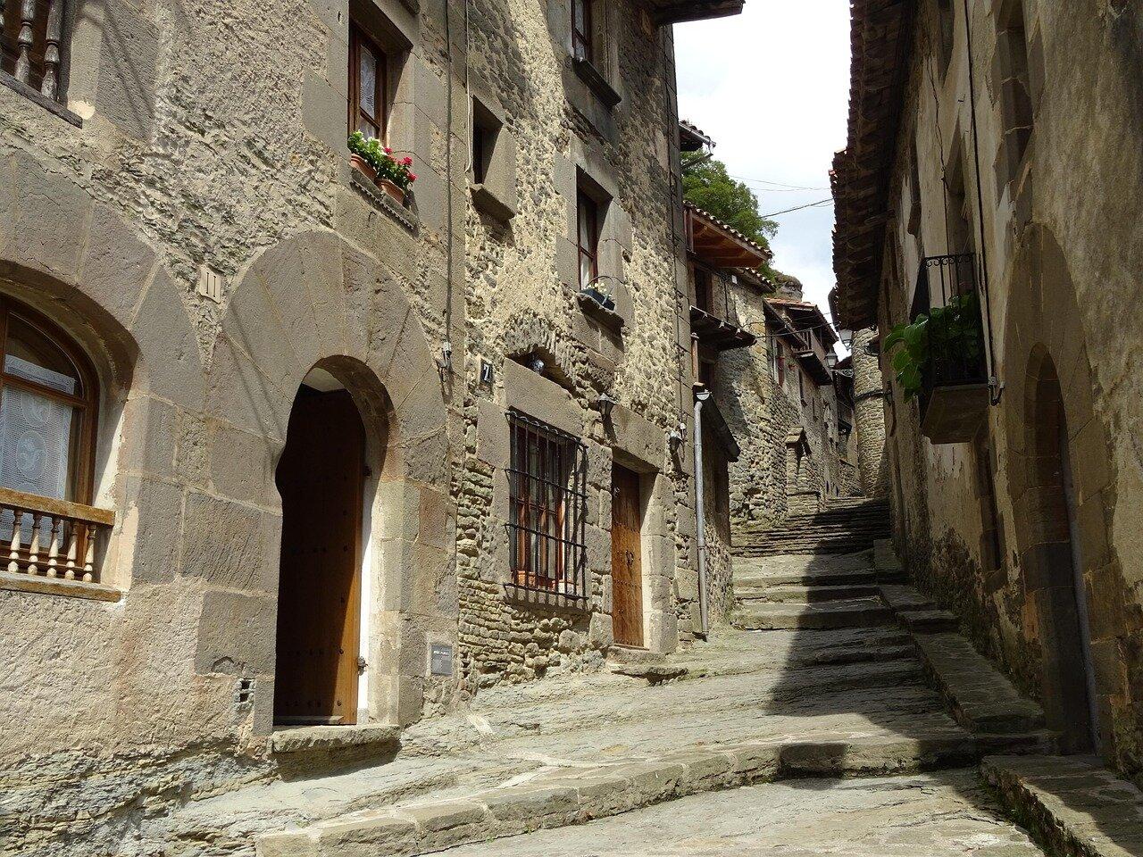 One Night in Rupit: Where to Park and Why to Stay Over